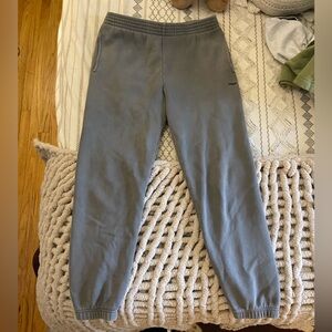 Medium Aritzia TNA fleece gray sweatpants